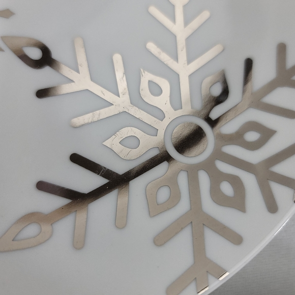 Restoration Hardware Snowflakes Let It Snow Plates - Set Of 4 - Picture 14 of 16